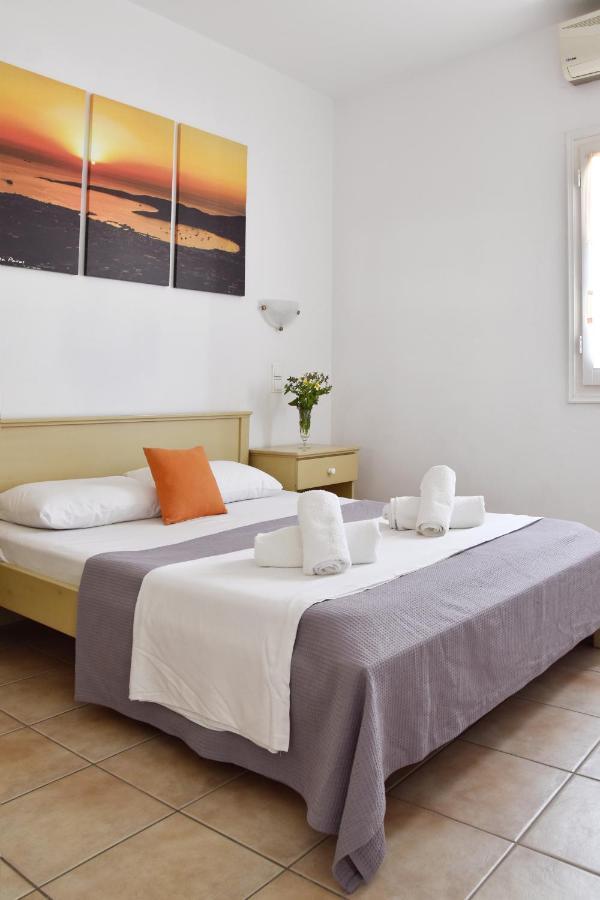 Captain Apartments Paros Naoussa Exterior foto